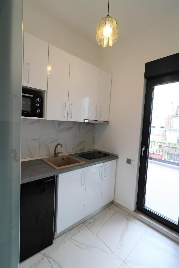 Deluxe Skyline Retreat Studio - Old Town Bucharest Exterior photo