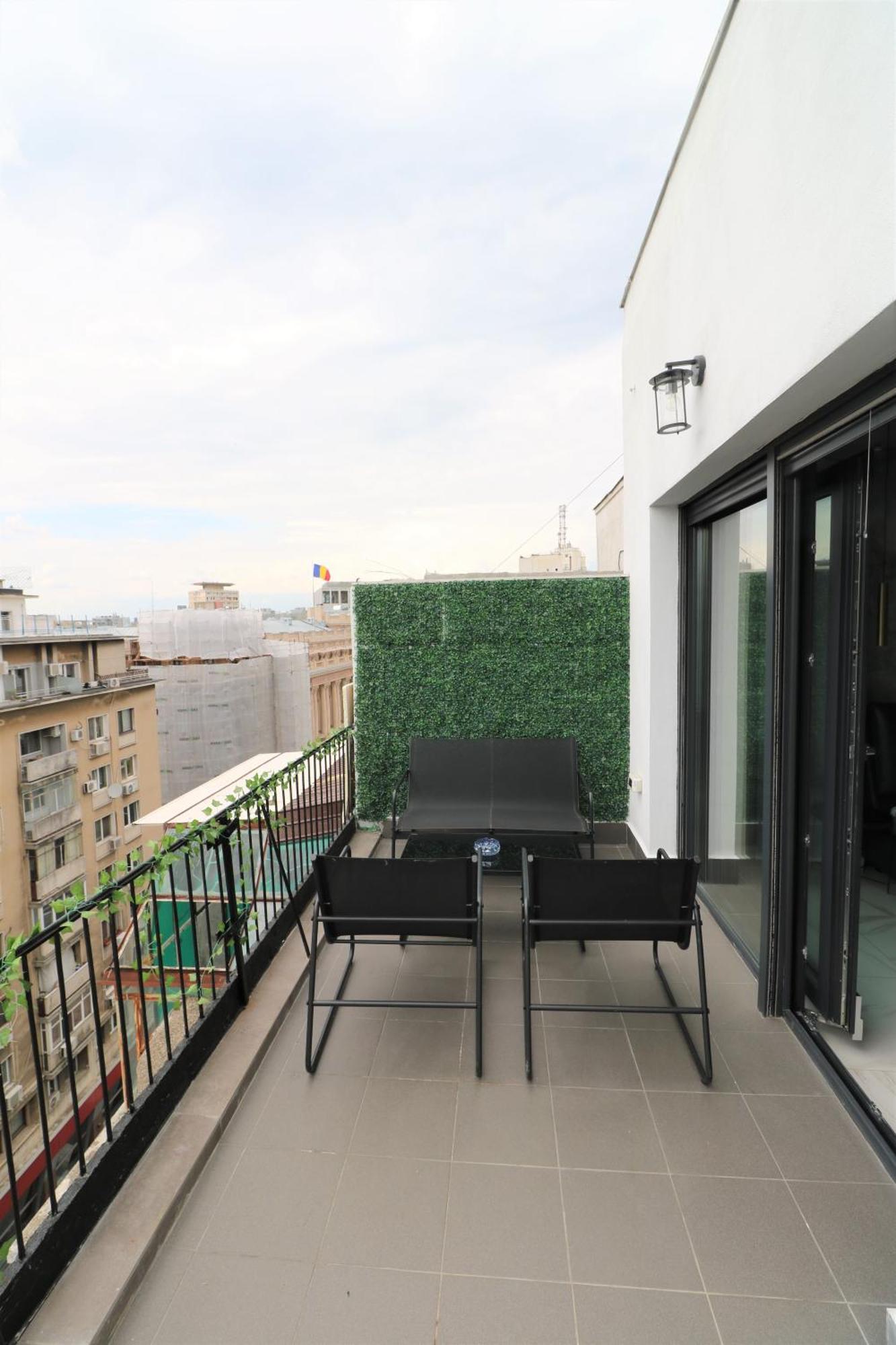Deluxe Skyline Retreat Studio - Old Town Bucharest Exterior photo